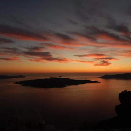 لو بيتي غريك فندق ثيرا