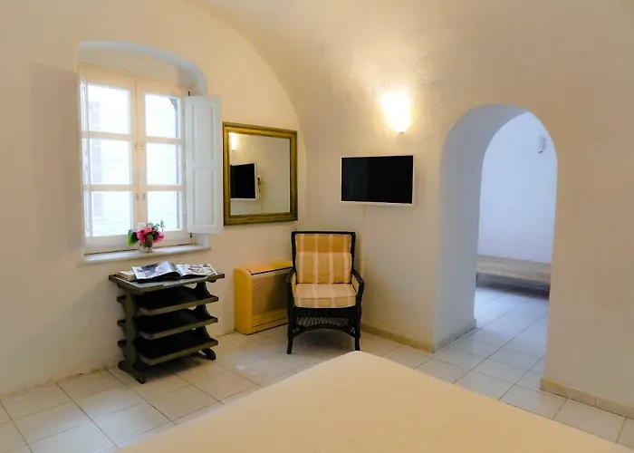 Le Petit Greek Hotel Fira (Santorini)