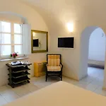 Le Petit Greek Hotel Fira (Santorini)